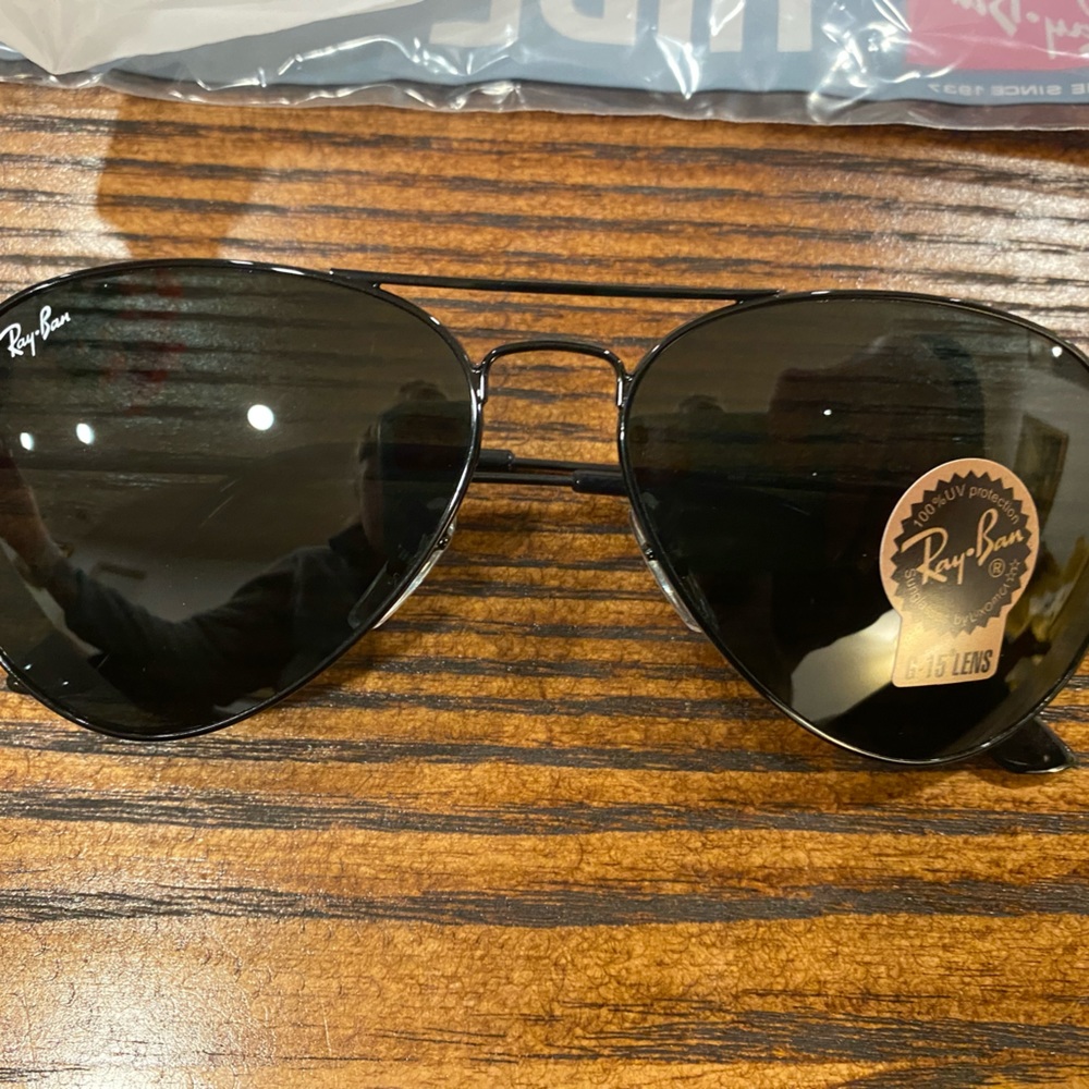 Brand New Ray Ban Classic Aviator Sunglasses Men or Women